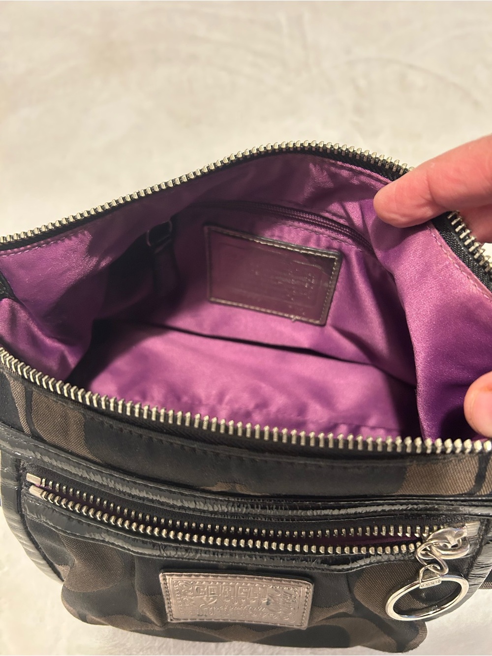 Coach Brown and Black Poppy Signature Shoulder Bag Y2K No. K0926-14562 - Picture 4 of 9